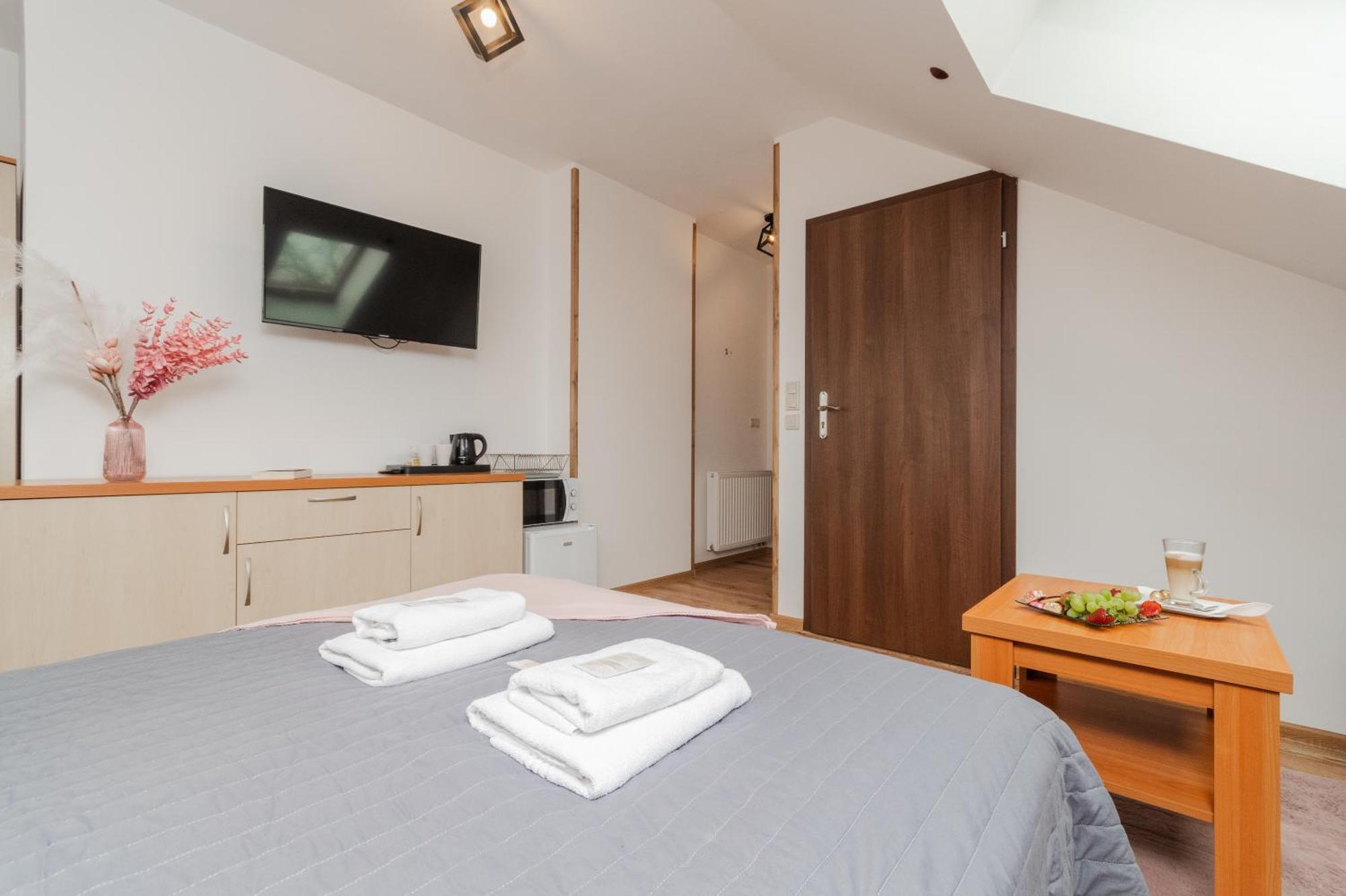 Monika II Bed and Breakfast Krynica Morska Rum bild