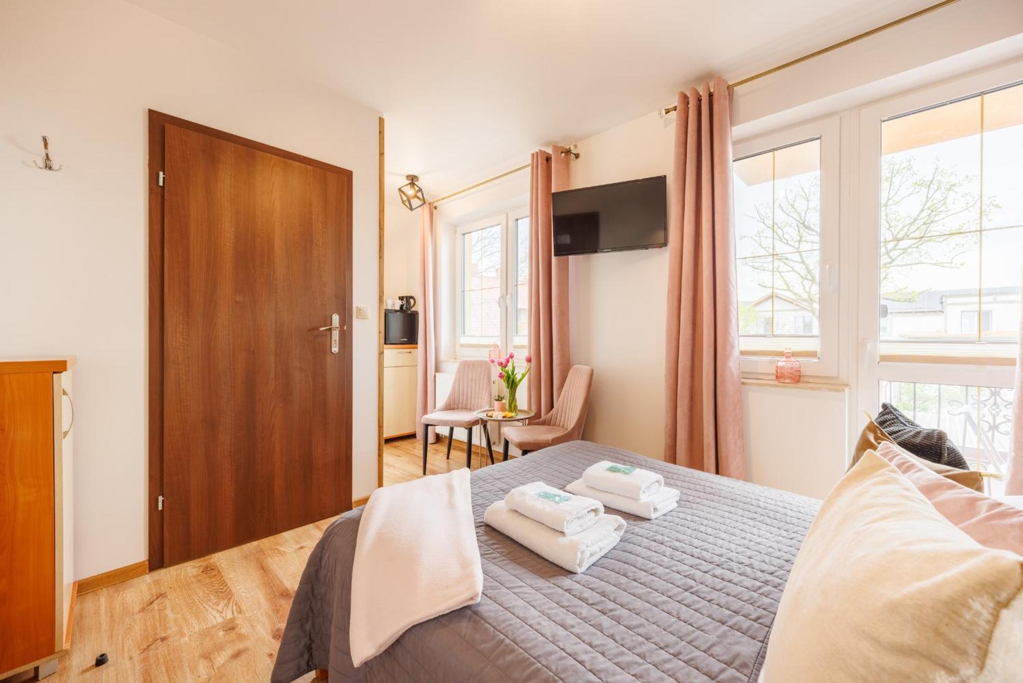Monika II Bed and Breakfast Krynica Morska Rum bild
